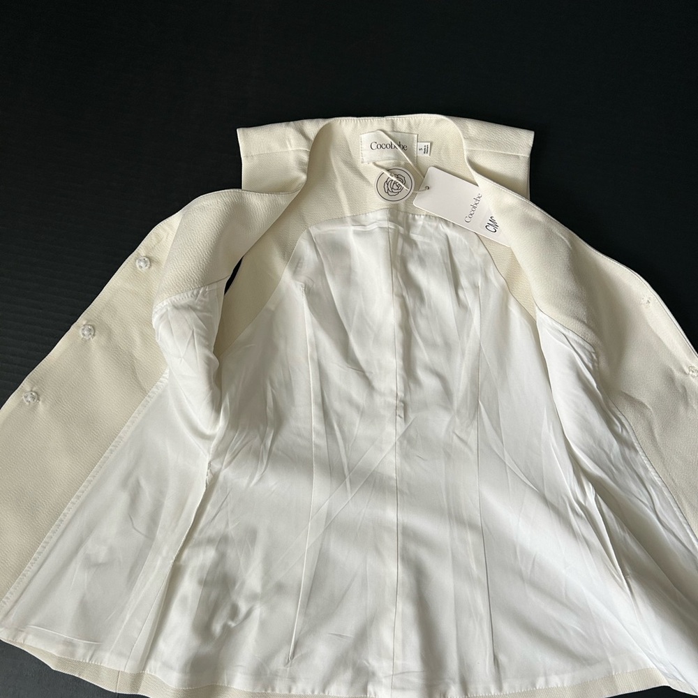COCOBEBE size S Cream Vest with Silver Buttons New - Picture 8 of 8